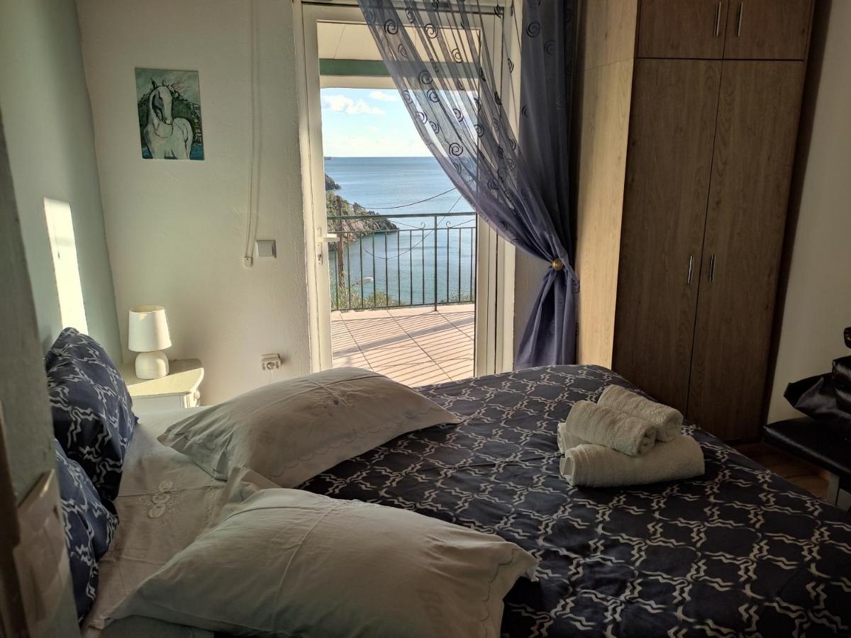 פאלאוקסטריצה Aliki Apartments מראה חיצוני תמונה